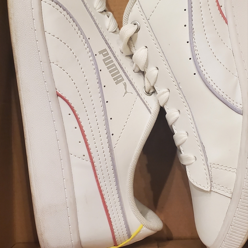 Puma Sneakers
